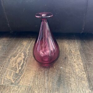 Pilgrim Cranberry Glass Bud Vase‎ Hand Blown Teardrop Pink Mid Century Modern